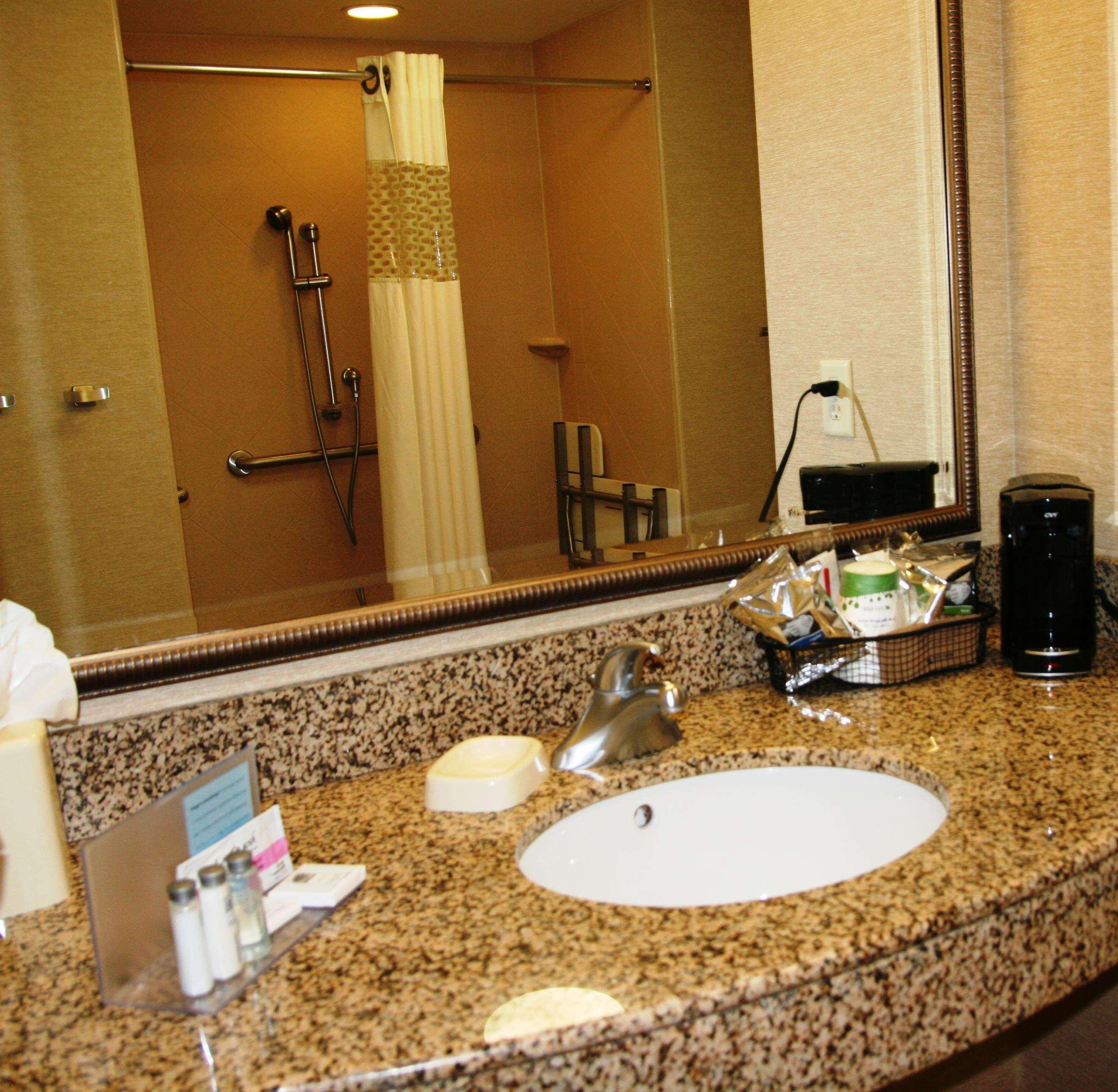 Hampton Inn Denver Northeast-Brighton Exterior photo