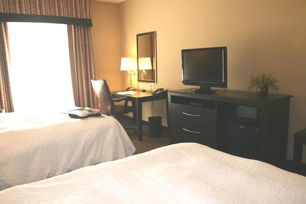 Hampton Inn Denver Northeast-Brighton Exterior photo